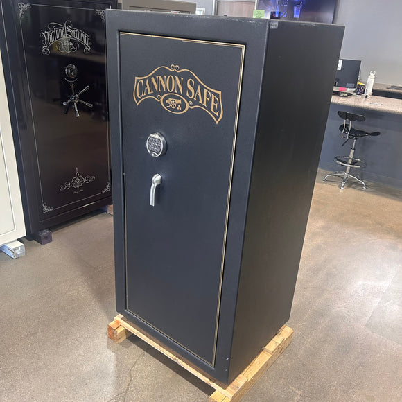 Used Cannon 23 Gun Safe, photo 2
