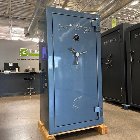 Used Amsec BF6032 Gun Safe, photo 2
