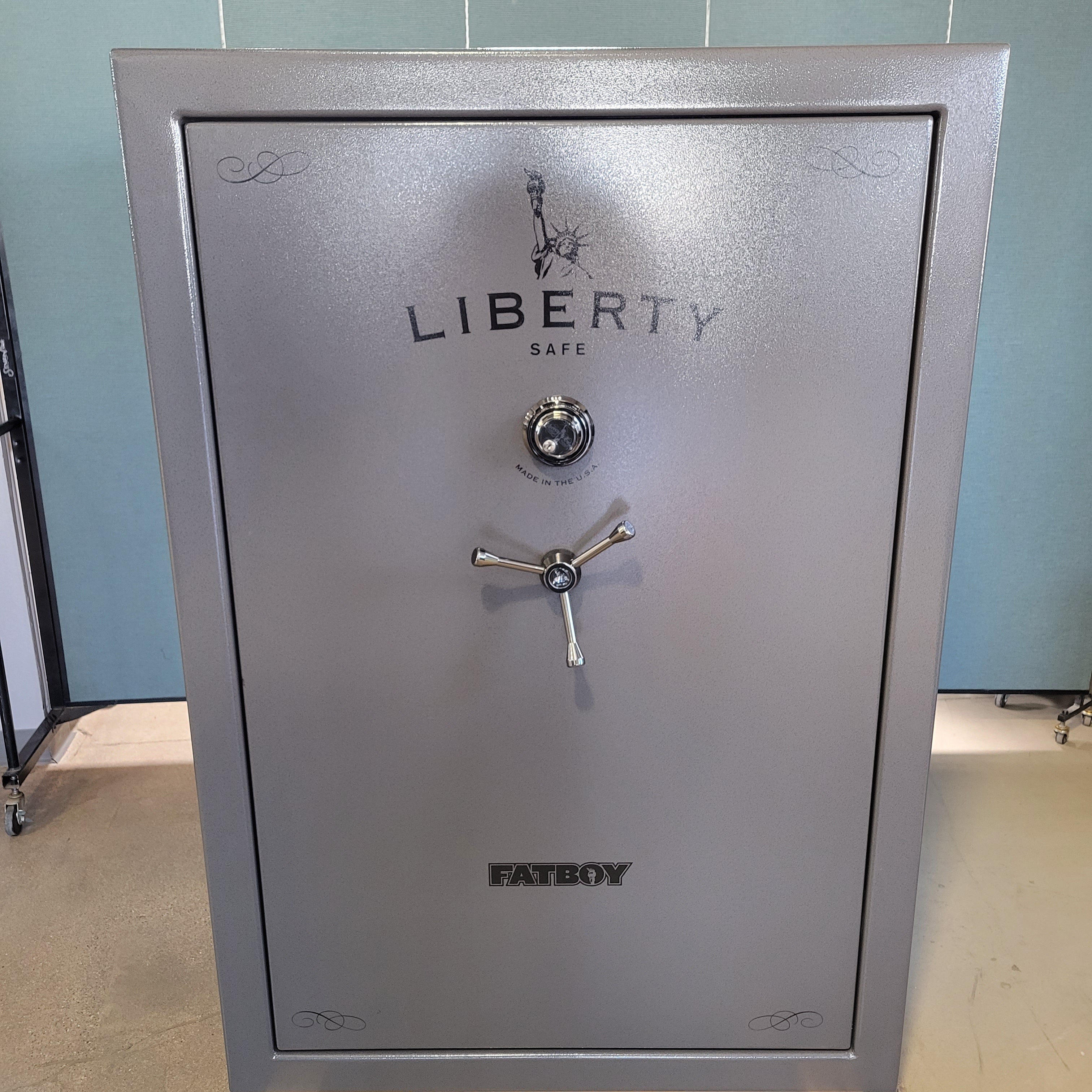 Used Liberty Fatboy Gun Safe, image 1 